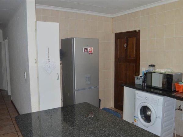 2 Bedroom Property for Sale in North Riding Gauteng