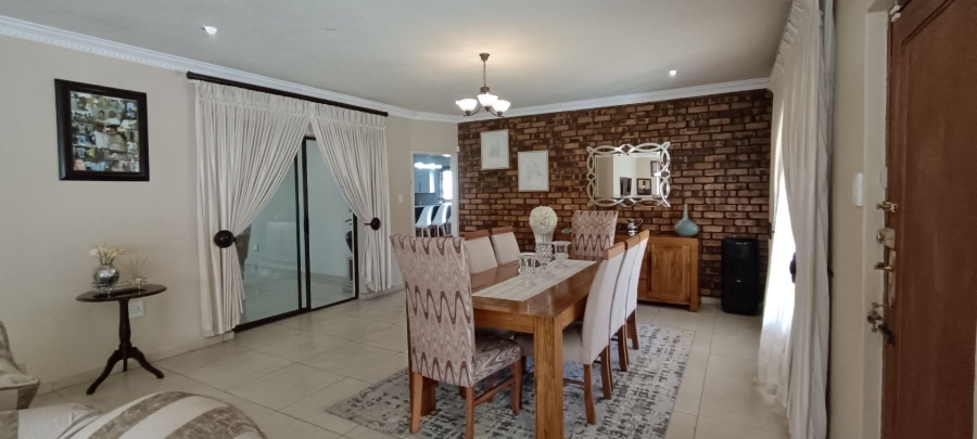 3 Bedroom Property for Sale in Birchleigh North Gauteng