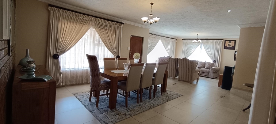 3 Bedroom Property for Sale in Birchleigh North Gauteng