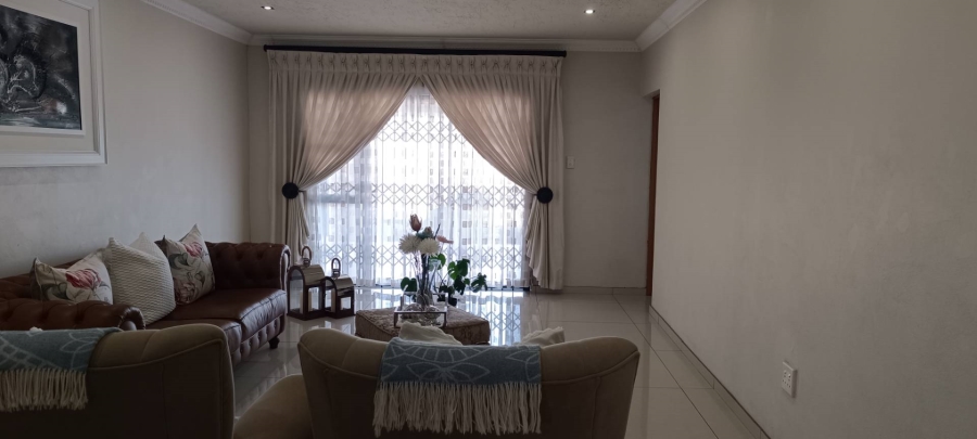 3 Bedroom Property for Sale in Birchleigh North Gauteng