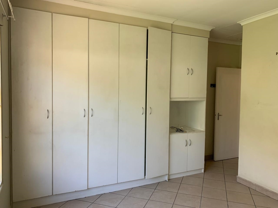 2 Bedroom Property for Sale in Birchleigh Gauteng