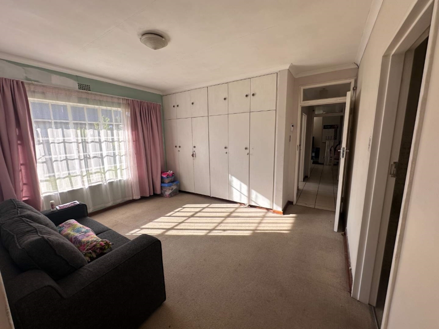 4 Bedroom Property for Sale in Brackendowns Gauteng