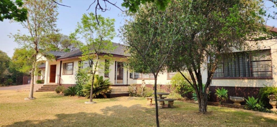 4 Bedroom Property for Sale in Alberante Gauteng