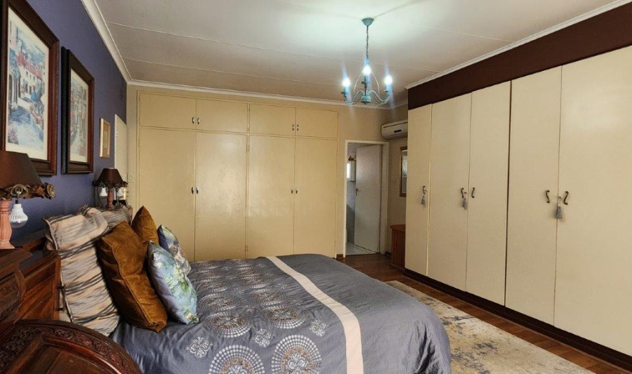 4 Bedroom Property for Sale in Alberante Gauteng