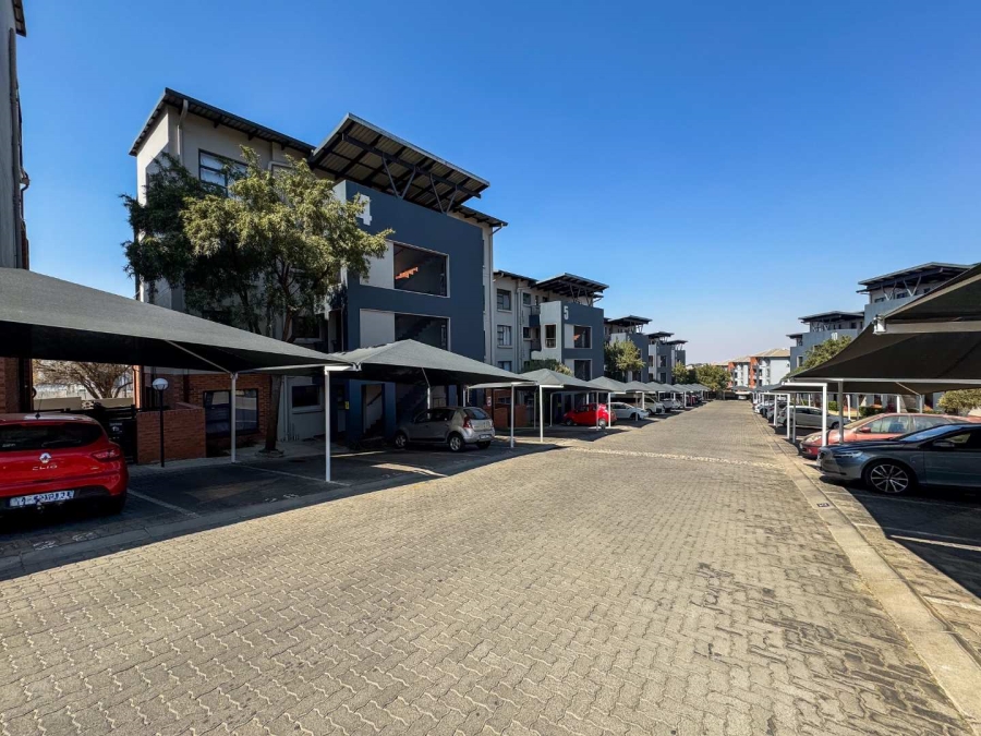 2 Bedroom Property for Sale in Oakdene Gauteng