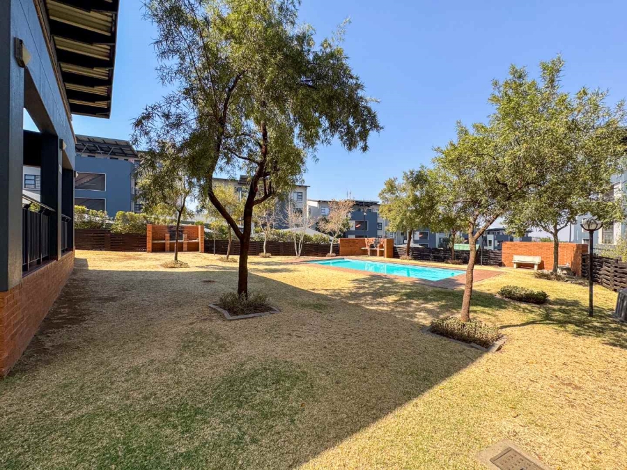 2 Bedroom Property for Sale in Oakdene Gauteng