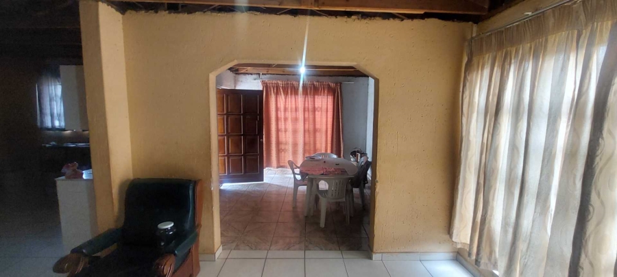 3 Bedroom Property for Sale in Klippoortje Gauteng