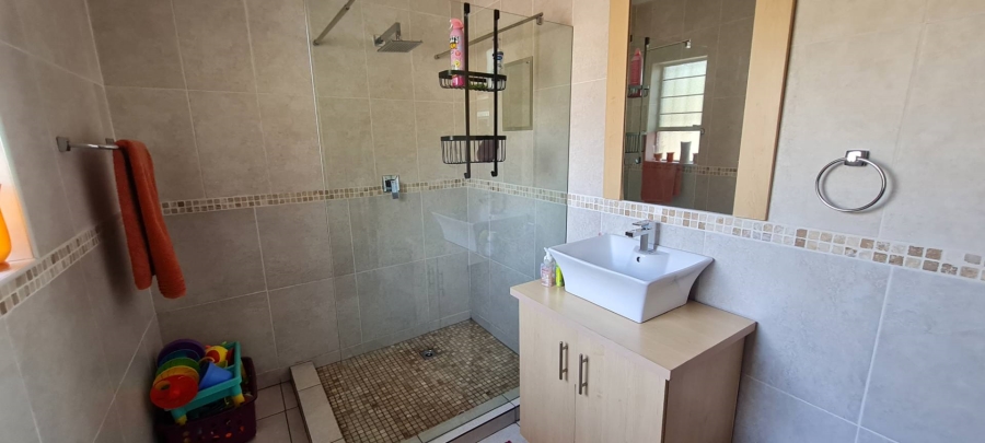 4 Bedroom Property for Sale in Albemarle Gauteng