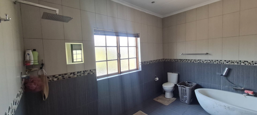 4 Bedroom Property for Sale in Albemarle Gauteng