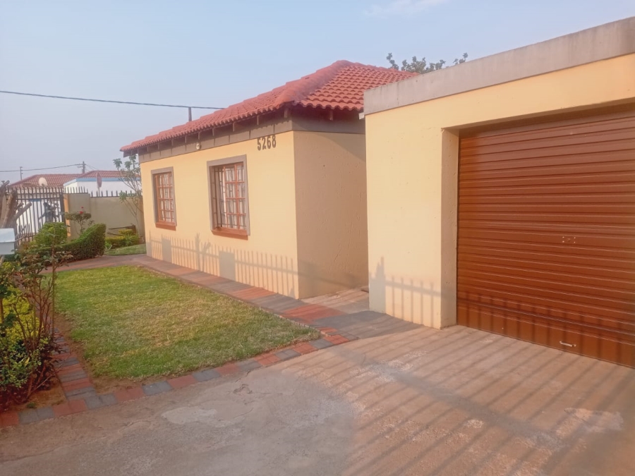 3 Bedroom Property for Sale in Nellmapius Gauteng