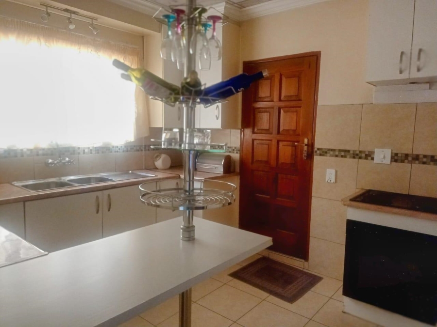 3 Bedroom Property for Sale in Nellmapius Gauteng