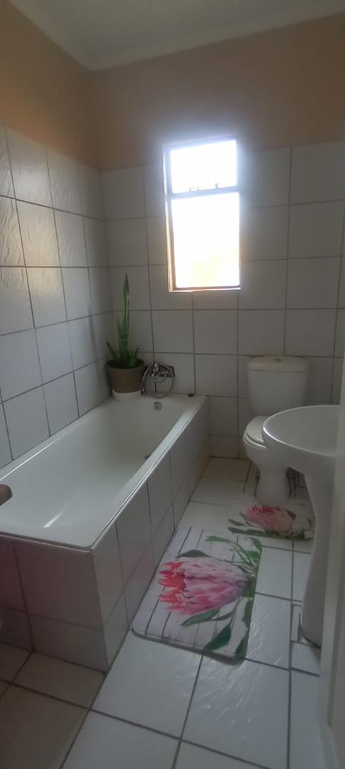 3 Bedroom Property for Sale in Nellmapius Gauteng