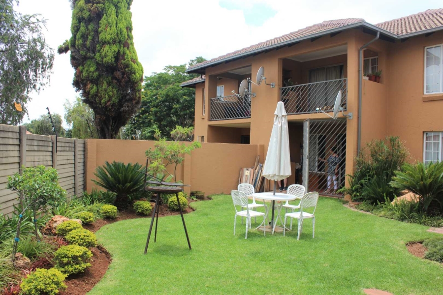 2 Bedroom Property for Sale in Moreleta Park Gauteng