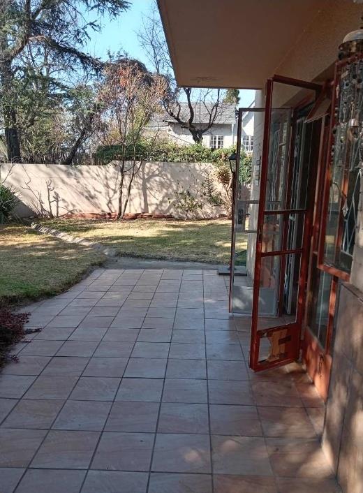 To Let 1 Bedroom Property for Rent in Oaklands Gauteng