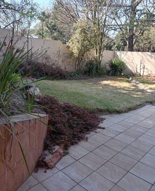 To Let 1 Bedroom Property for Rent in Oaklands Gauteng