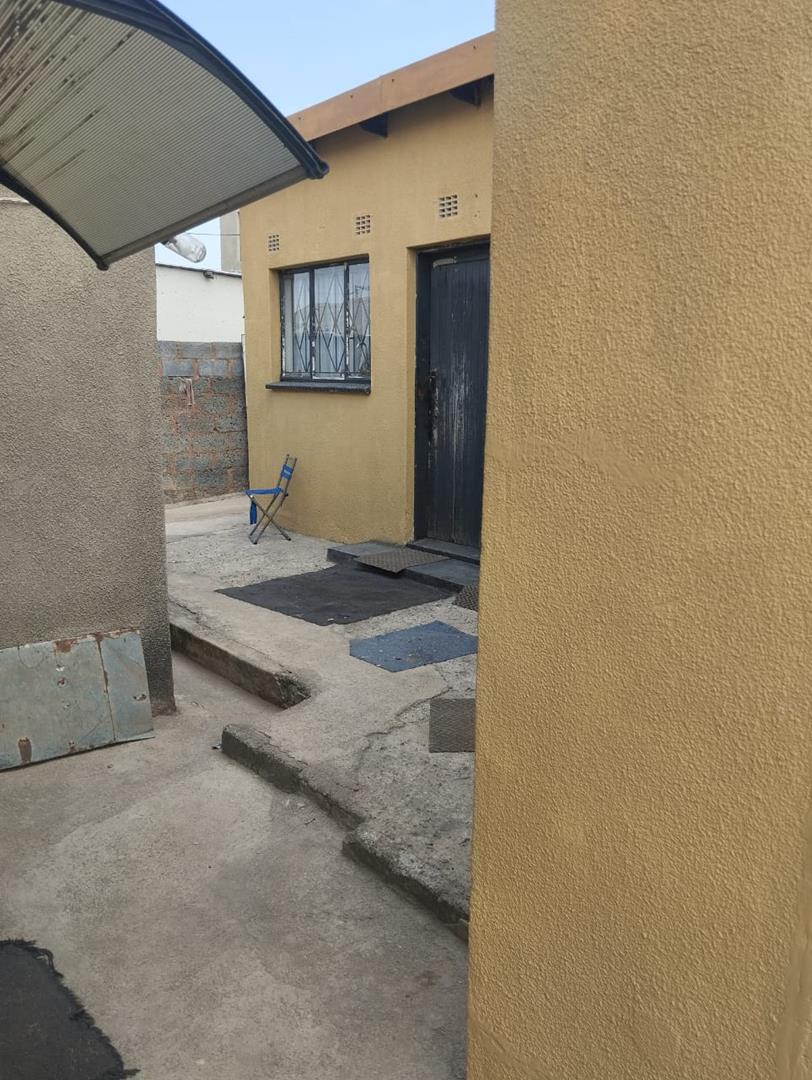 2 Bedroom Property for Sale in Mofolo Gauteng