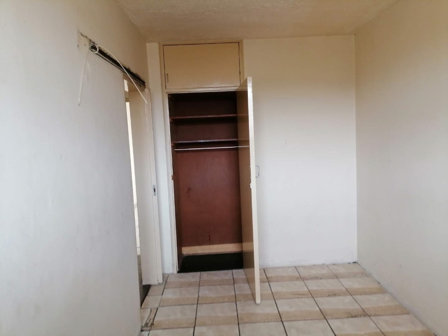 2 Bedroom Property for Sale in Kwaggasrand Gauteng