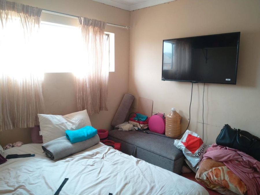 2 Bedroom Property for Sale in Erand Gardens Gauteng