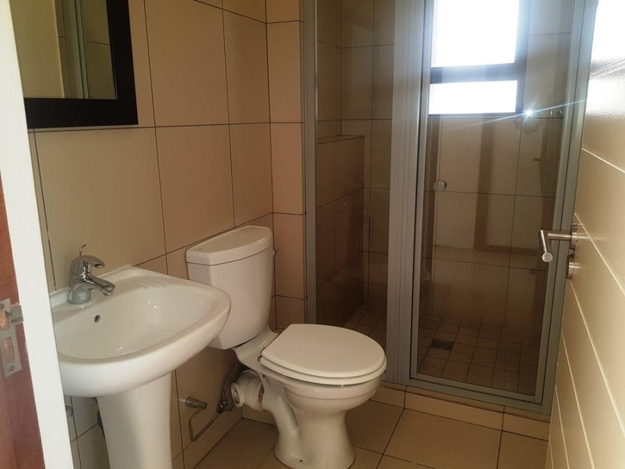 To Let 2 Bedroom Property for Rent in Jackal Creek Golf Estate Gauteng