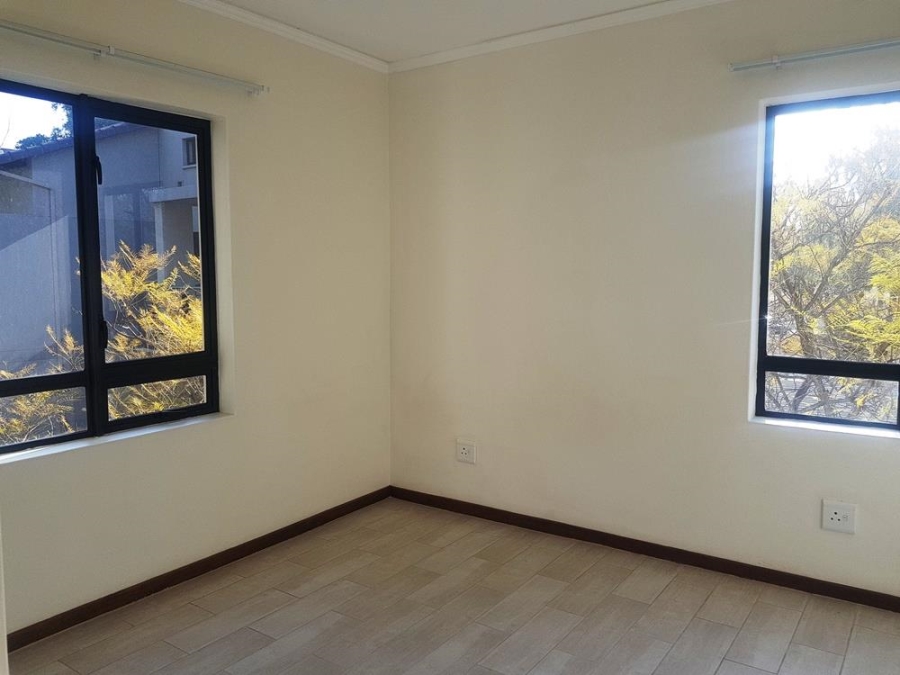 To Let 2 Bedroom Property for Rent in Jackal Creek Golf Estate Gauteng