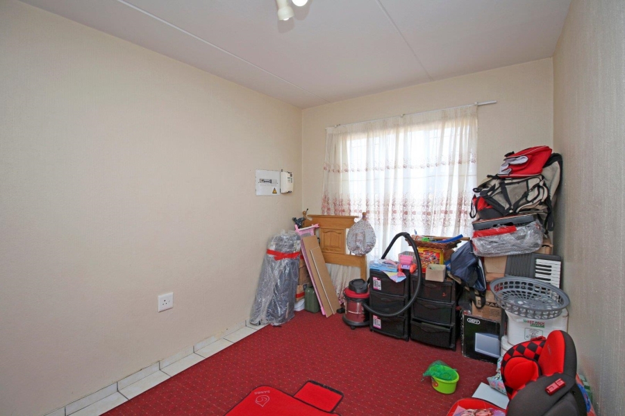 2 Bedroom Property for Sale in Strubensvallei Gauteng