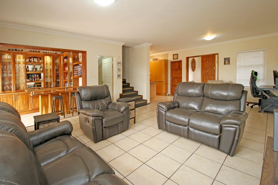 3 Bedroom Property for Sale in Chancliff Ridge Gauteng