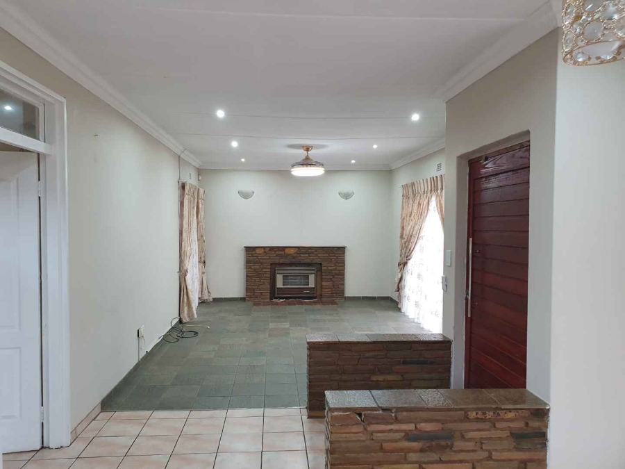 3 Bedroom Property for Sale in Ridgeway Gauteng