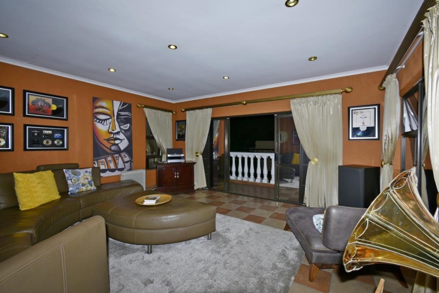 4 Bedroom Property for Sale in Bassonia Gauteng