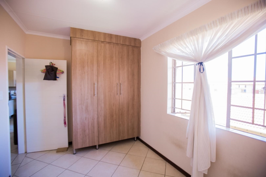 2 Bedroom Property for Sale in Mooikloof Ridge Gauteng