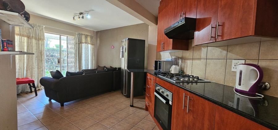 2 Bedroom Property for Sale in Radiokop Gauteng