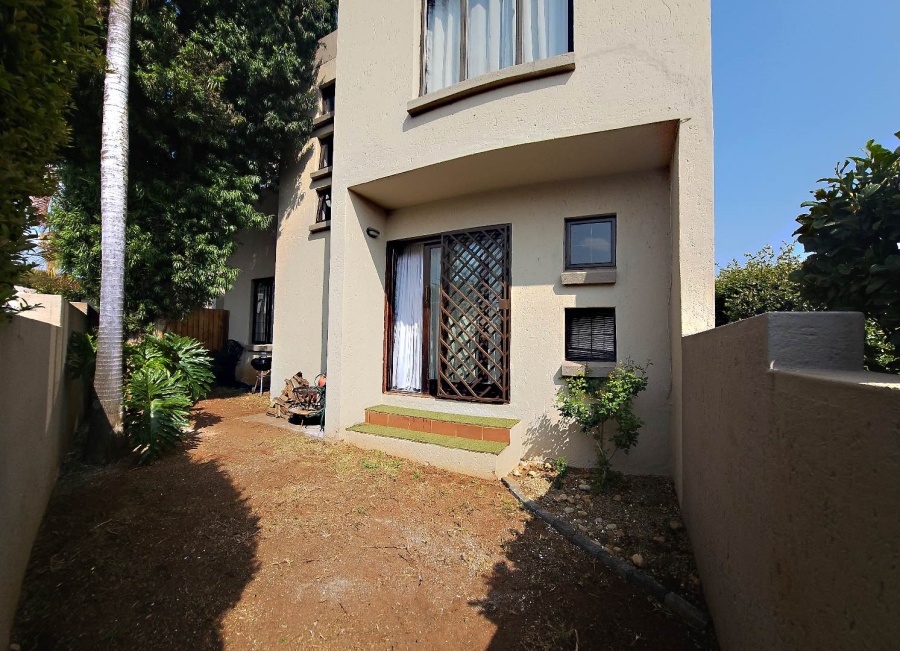 2 Bedroom Property for Sale in Radiokop Gauteng