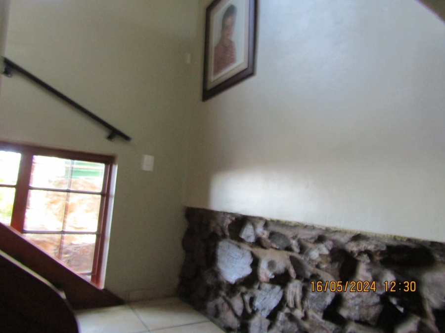 3 Bedroom Property for Sale in Vaaloewer Gauteng