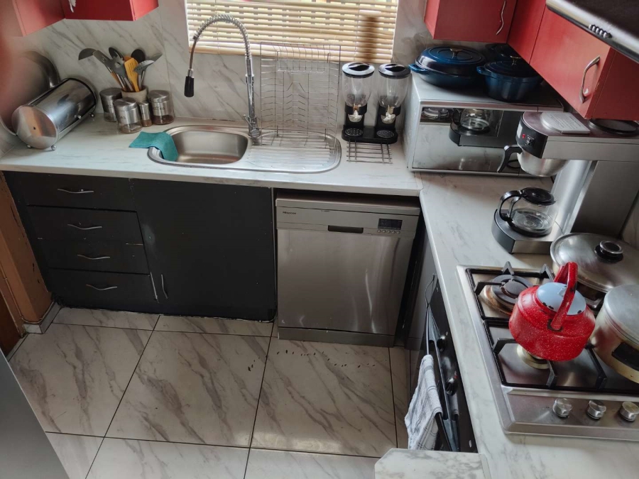 2 Bedroom Property for Sale in Northcliff Gauteng