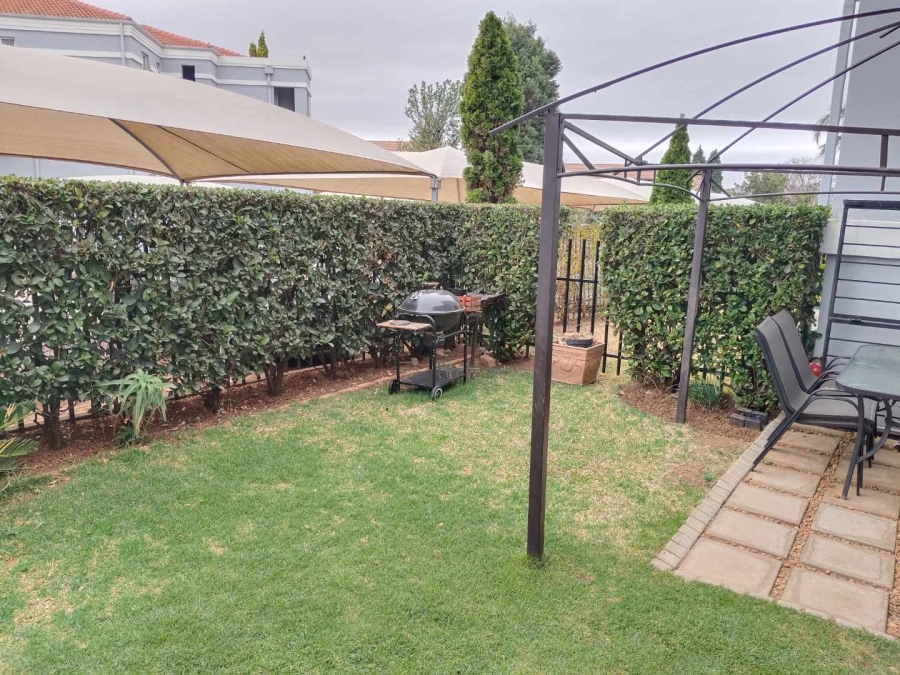 2 Bedroom Property for Sale in Northcliff Gauteng