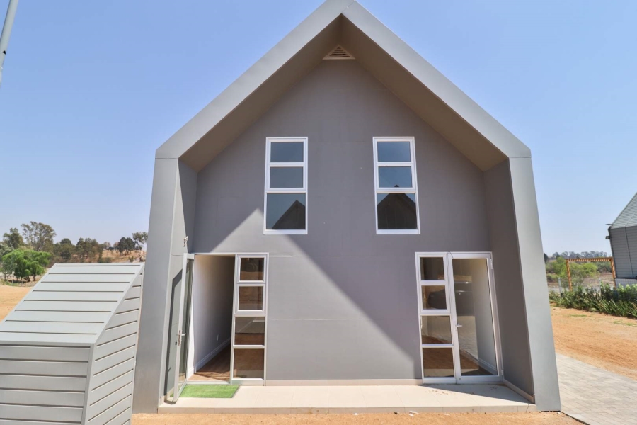 4 Bedroom Property for Sale in Nooitgedacht Gauteng