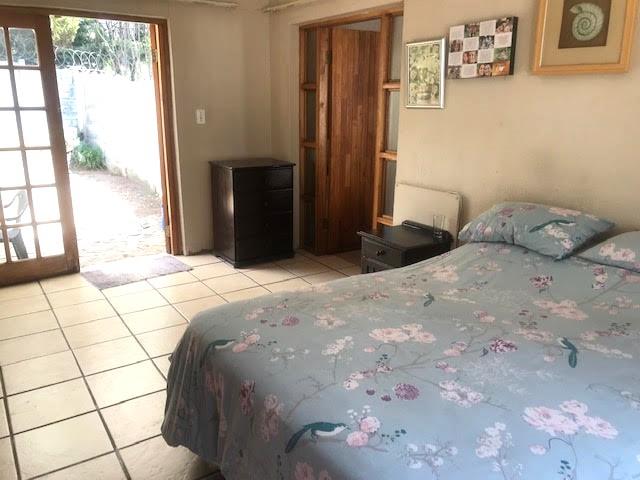 To Let 2 Bedroom Property for Rent in Douglasdale Gauteng