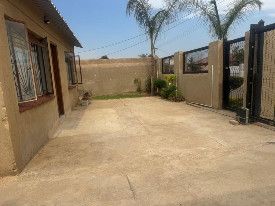 3 Bedroom Property for Sale in Mamelodi Gauteng