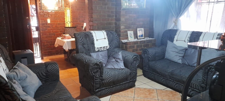 3 Bedroom Property for Sale in Mamelodi East Gauteng