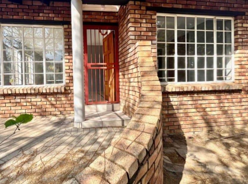 To Let 2 Bedroom Property for Rent in Vorna Valley Gauteng