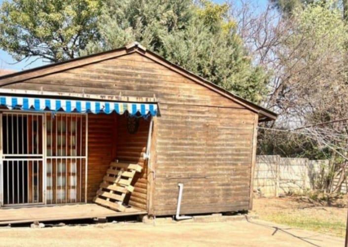 To Let 2 Bedroom Property for Rent in Vorna Valley Gauteng