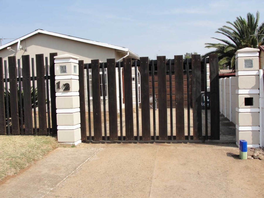 3 Bedroom Property for Sale in Germiston Central Gauteng