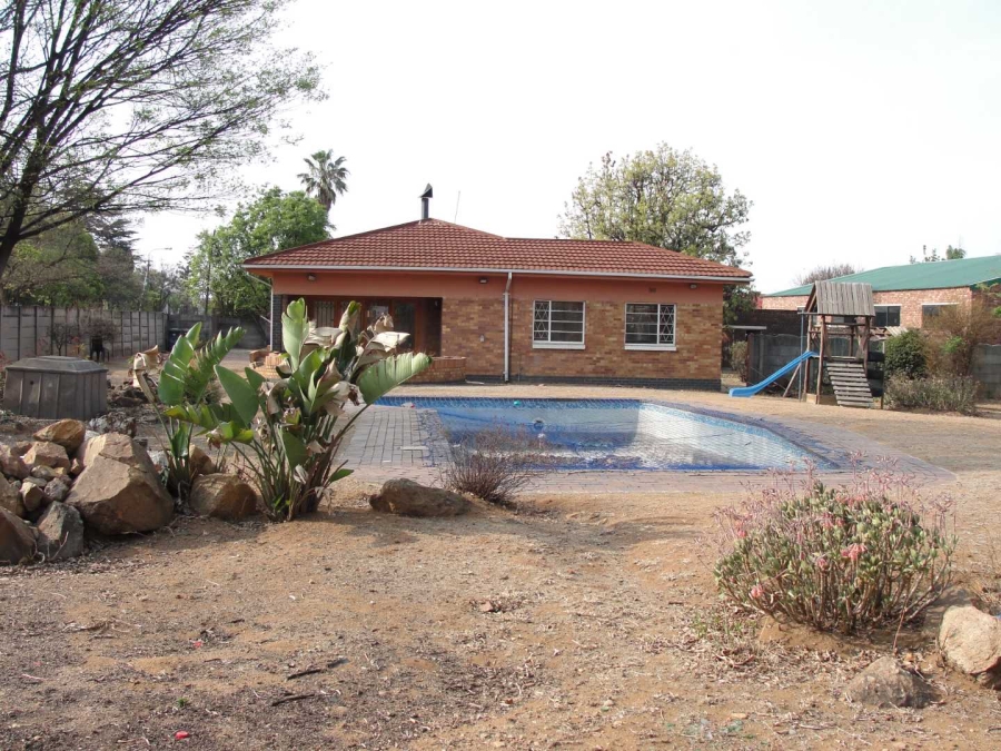 3 Bedroom Property for Sale in Lambton Gauteng