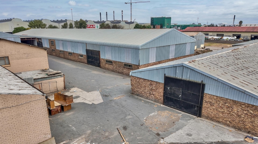 Commercial Property for Sale in Clayville Gauteng