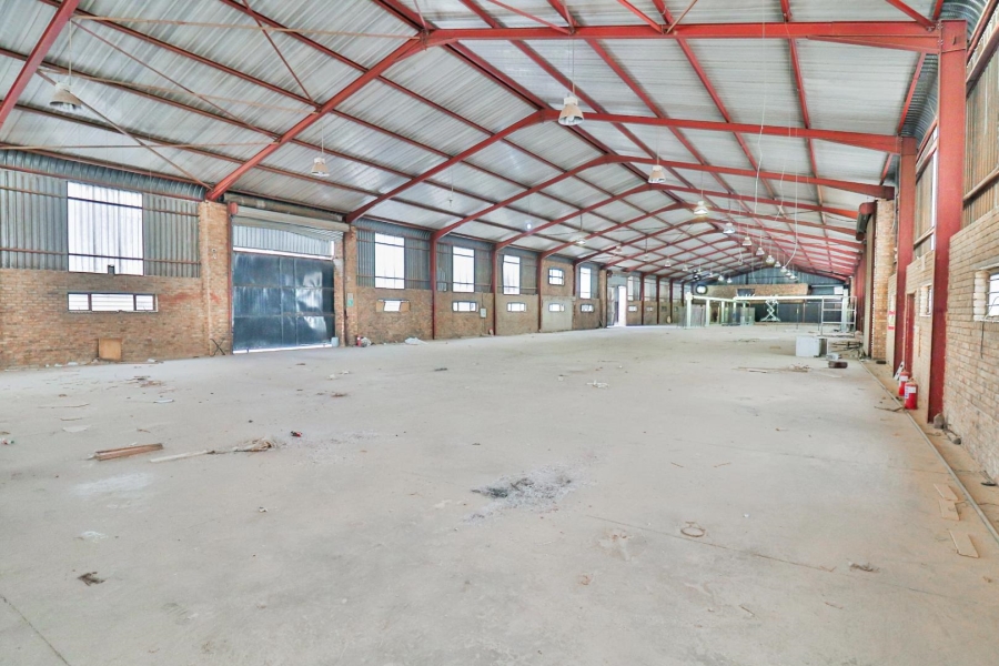 Commercial Property for Sale in Clayville Gauteng