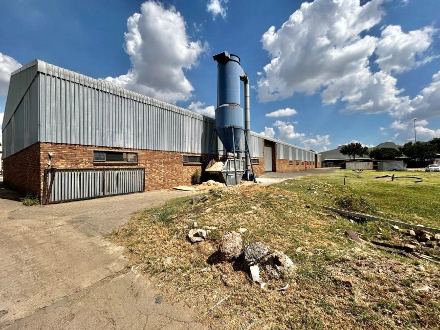 Commercial Property for Sale in Clayville Gauteng