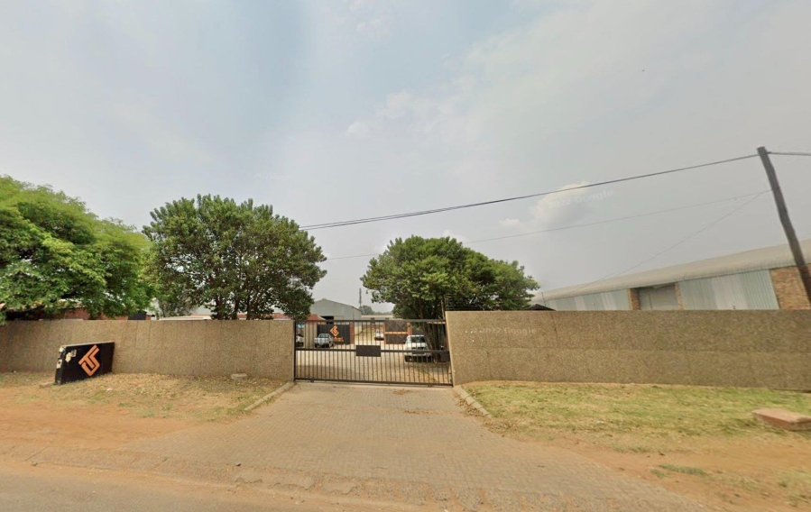 Commercial Property for Sale in Clayville Gauteng