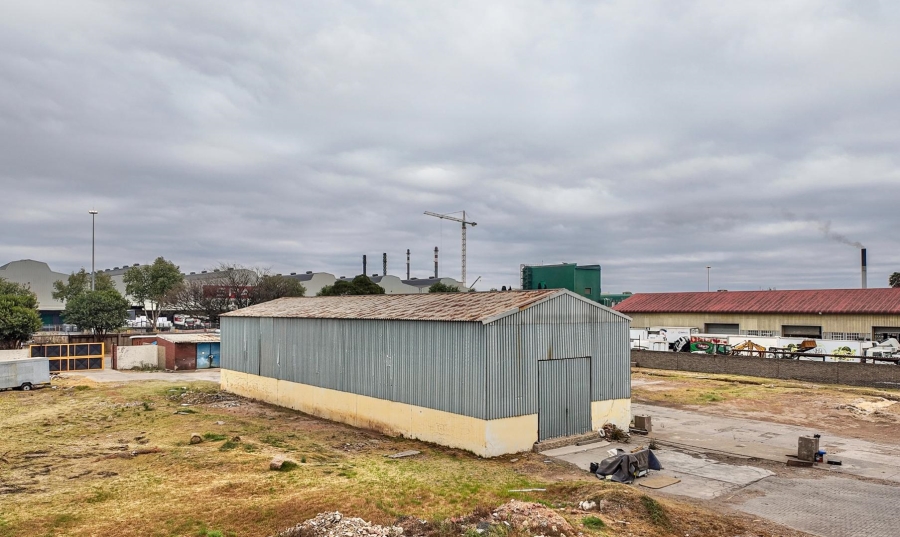 Commercial Property for Sale in Clayville Gauteng