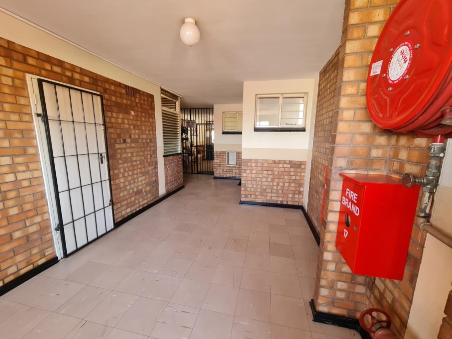 22 Bedroom Property for Sale in New Redruth Gauteng