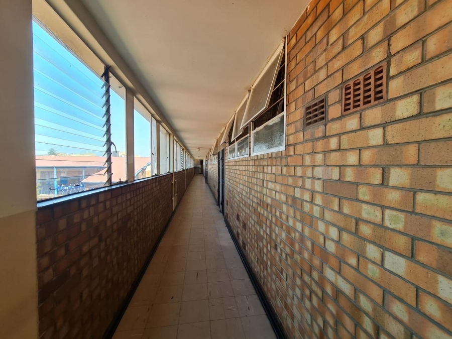 22 Bedroom Property for Sale in New Redruth Gauteng