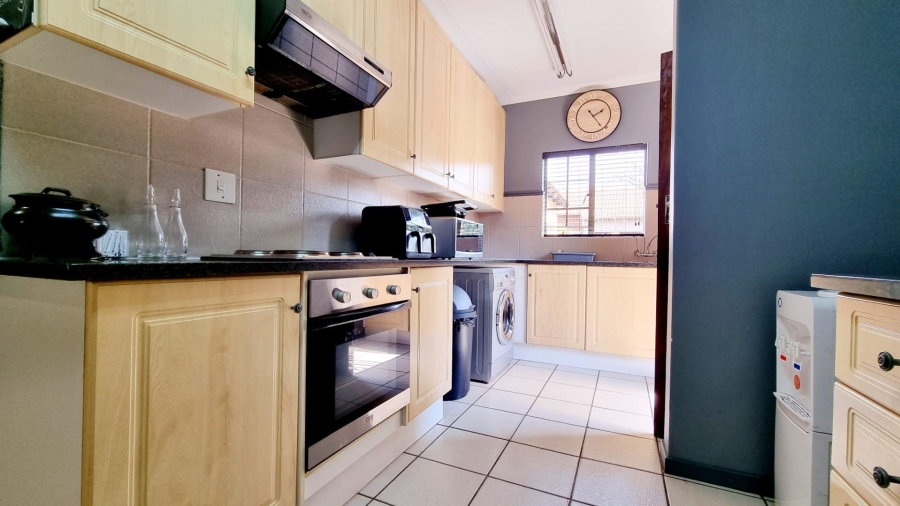 3 Bedroom Property for Sale in Equestria Gauteng